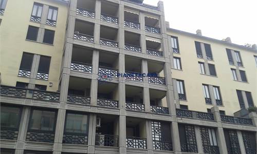 Magasin  Dans Vente à Bergamo