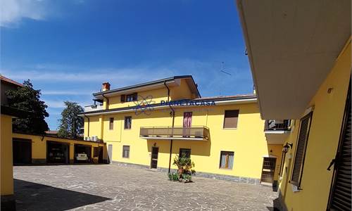 ATTICO TRILOCALE ARREDATO                         ZONA ORIO AL SERIO